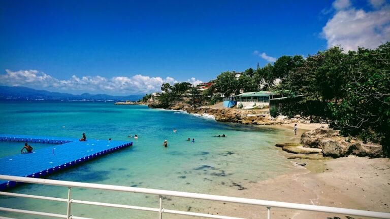 Anse Tabarin