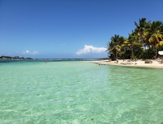 Plage De L&rsquo;ilet Du Gosier