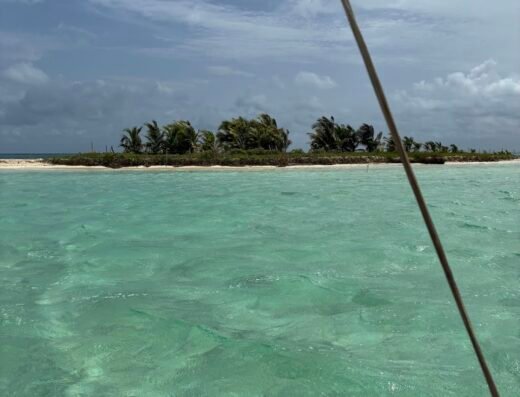 Lagoon Location – Location bateau Guadeloupe – Location de bateaux à moteur Sainte-Rose