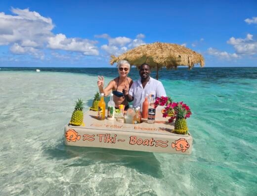 Tiki Boat Guadeloupe